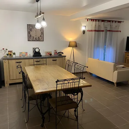 בית נופש Maison De Violette