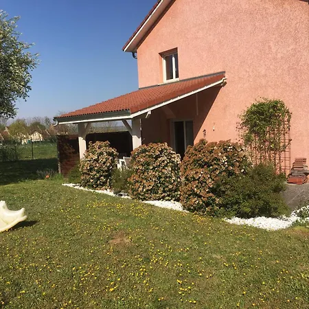 Maison De Violette * Serrieres-de-Briord