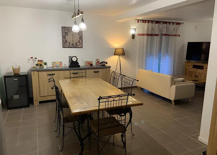 Hébergement de vacances Maison De Violette Serrieres-de-Briord