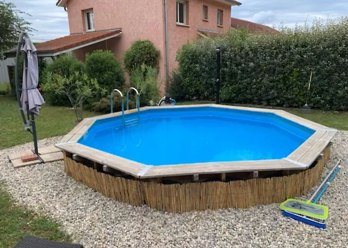 Maison De Violette