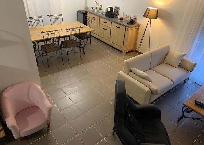 Maison De Violette Hébergement de vacances